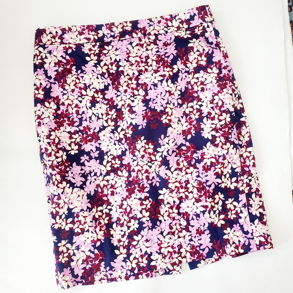 Bundle J.Crew floral pencil skirt Antonio Melani - Picture 4 of 8